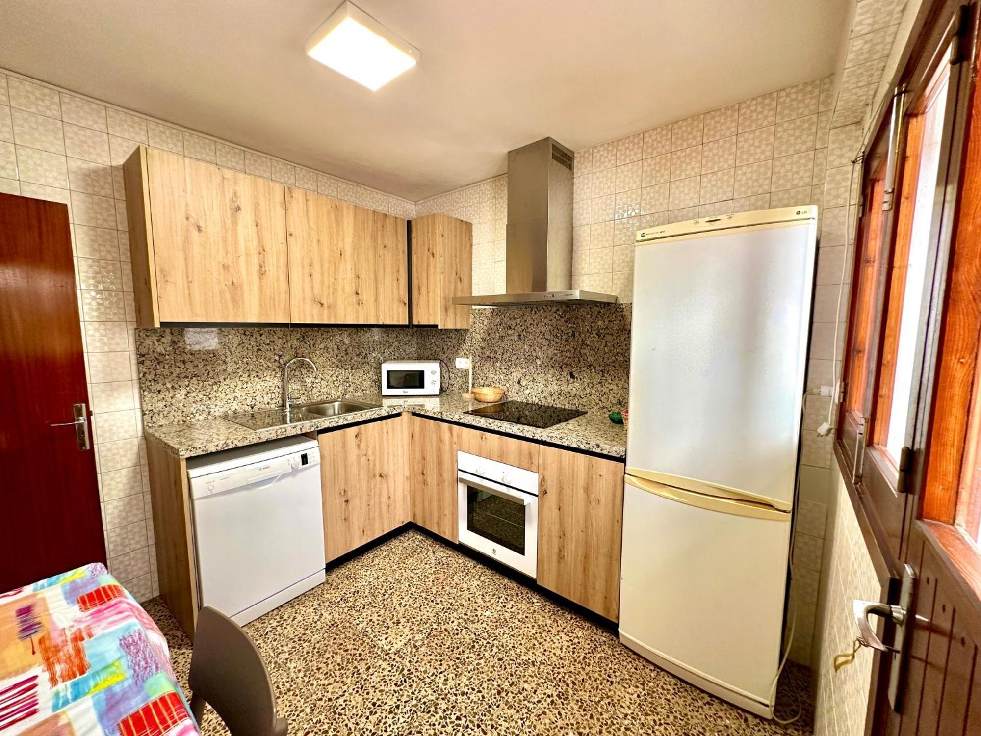 Hostal Y Apartamentos Santa Eulalia Santa Eularia des Riu Dış mekan fotoğraf